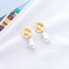 Pearl Earrings For Women Retro Personality And Minimalism Hollow Out