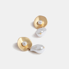 Pearl Earrings For Women Retro Personality And Minimalism Hollow Out