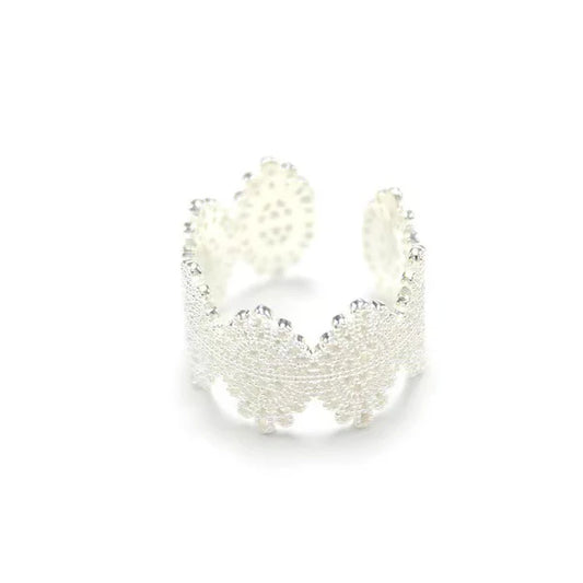 All-match Gentle Sterling Silver Lace Hollow Ring