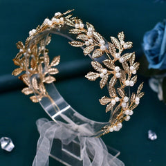 Elegant Alloy Bridal Headband with Crystal Embellishments