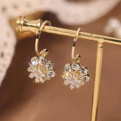 New Flower Short Earrings Sweet Fashion