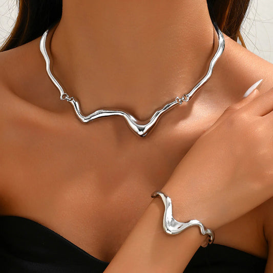 Lava Metal Twisted Design Collar Bracelet High Sense Necklace